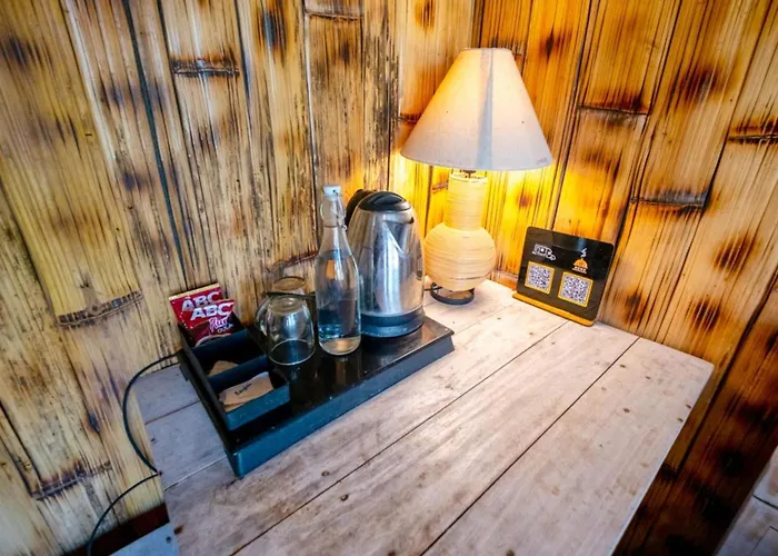 招待所 Bamboo Mount Batur And Hot Spring 3*